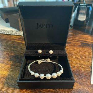 Jared Pearl Bracelet silver and Earrings
